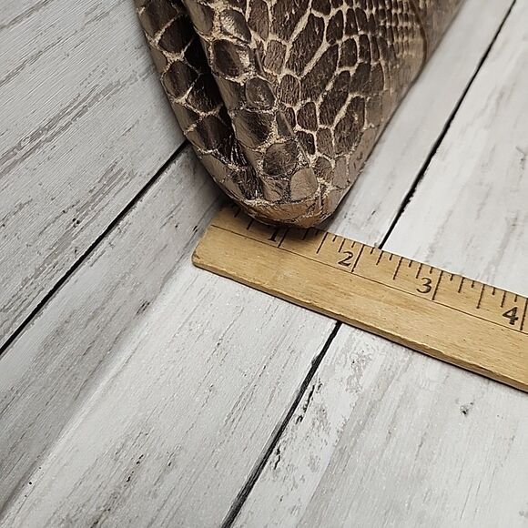 Retro Banana Republic Brown/Gold 100% Cow Leather Clutch Purse Bag - Picture 8 of 9